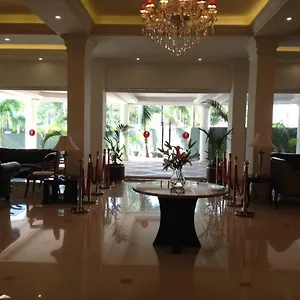 https://camelot-hotel.kerala-hotels.net